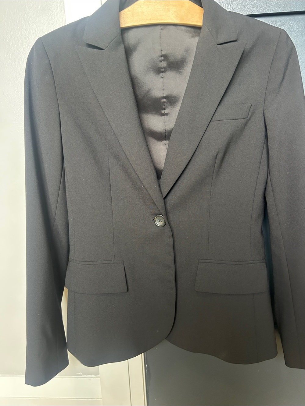 Theory Women's Black Single-Button "Gabe B" Blazer